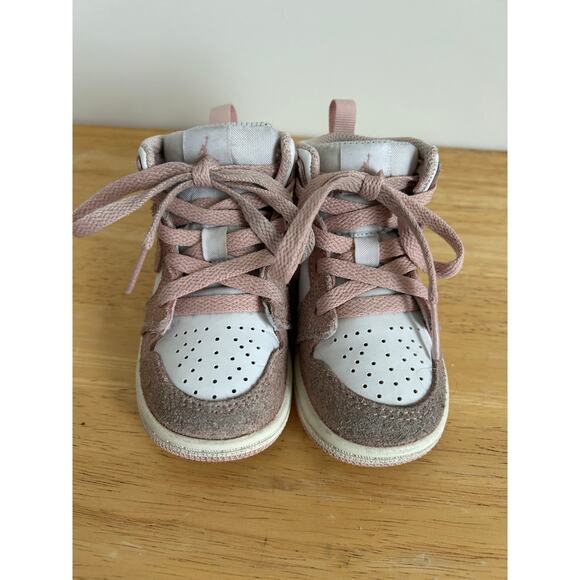 Nike Air Jordan 1 Retro High Sneakers OG Washed Pink - Size 6C Toddler - Picture 3 of 12